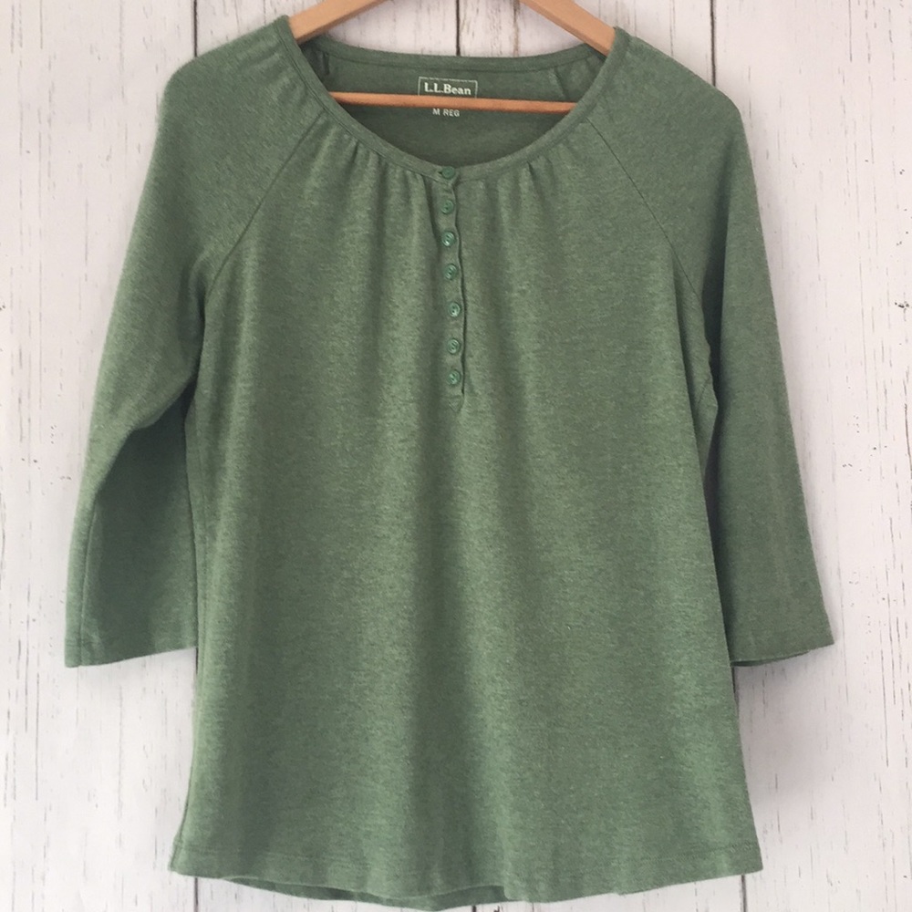 LL Bean 3/4 Sleeve button down front round neck